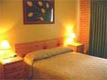 Citrus Motel Griffith Bagian luar foto